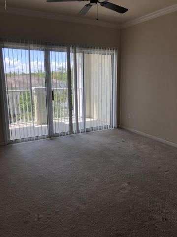 8290 Gate Parkway Unit 175